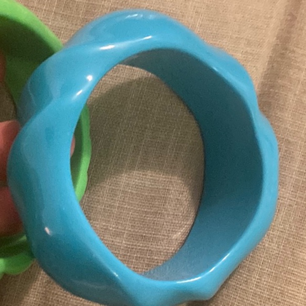 Blue retro styled bangle bracelet